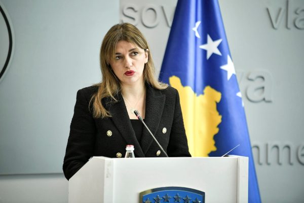 Ministrja e drejtësisë Albulena Haxhiu