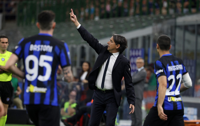 Inter Milan’s coach Simone Inzaghi reacts during the Italian serie A soccer match between Fc Inter  and Cagliari  at  Giuseppe Meazza stadium in Milan, 14 April 2024. ANSA / MATTEO BAZZI