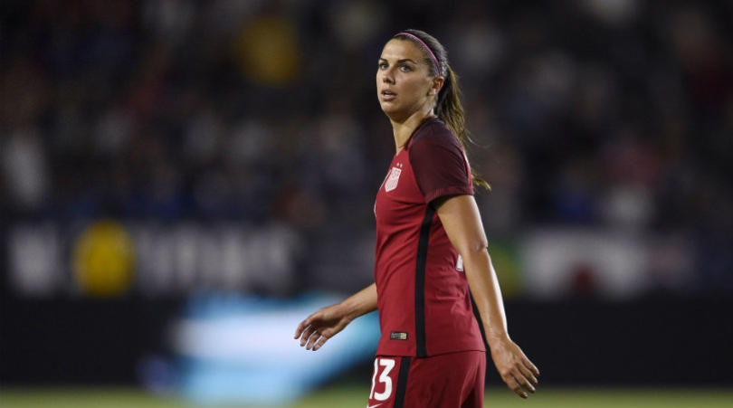 170912_alex_morgan_kelvin_kuo-usa_today_sports