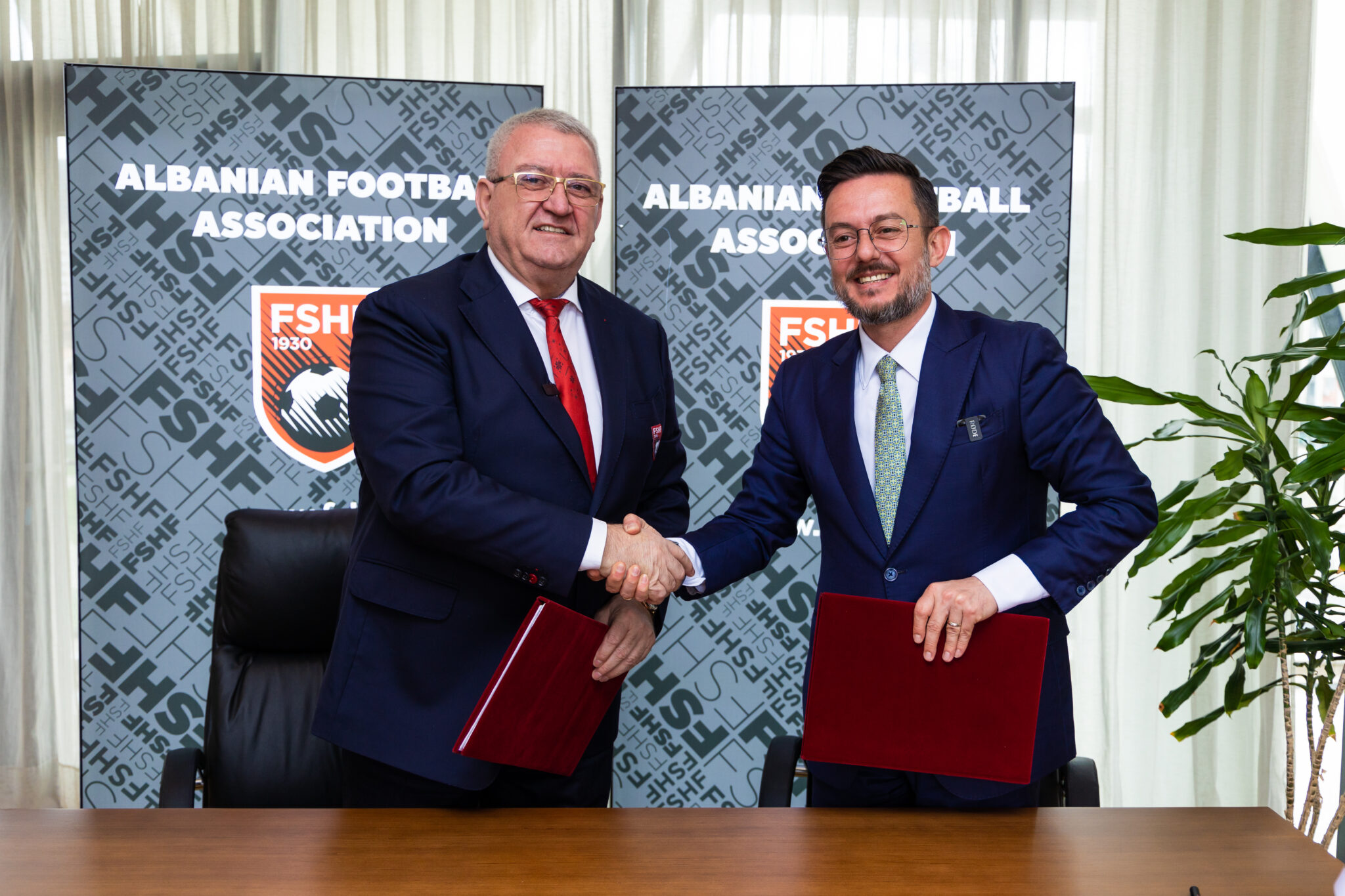 armand-duka-besion-ajazi-marreveshje-fshf-bashkia-gramsh-2048x1365