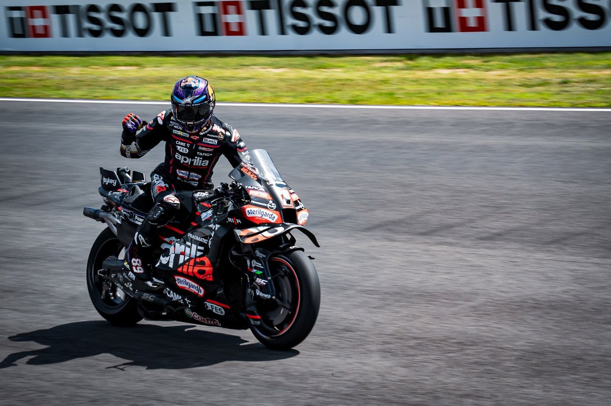 jorge-martin-aprilia-racing-te