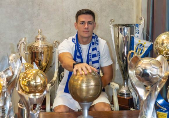 viktor fernandes