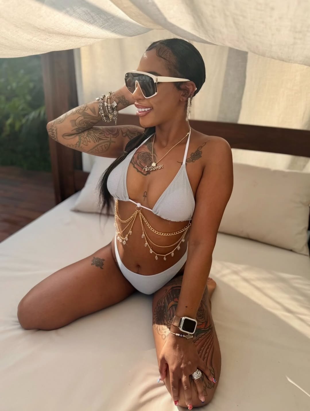 I’m so thankful for friendship . It beautifies life . 🤞🏾🥰🙌🏾🙏🏾✈️🤎🖤☀️Wherever you may be (2)