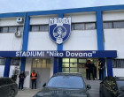 teuta niko dovana
