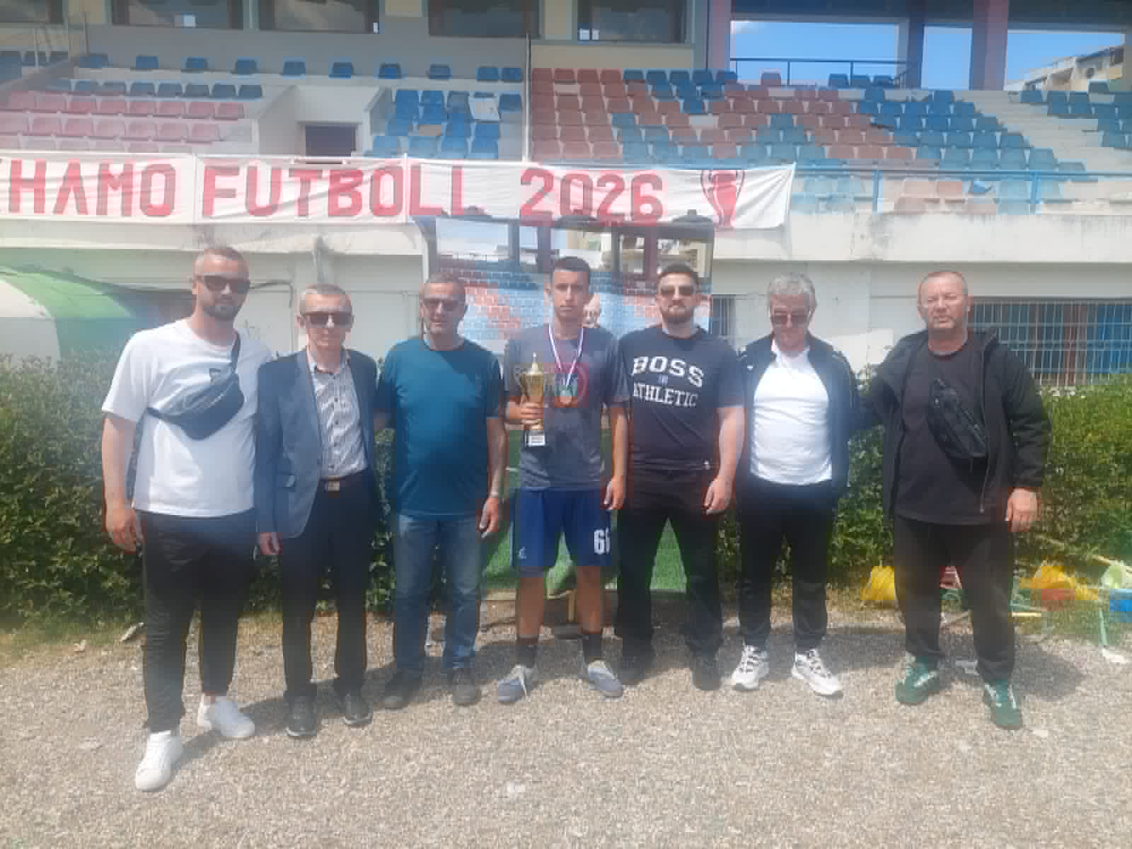 trofeu xhamo, berat