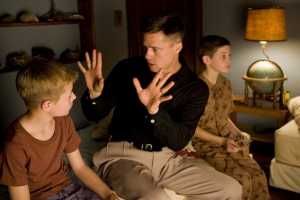 Brad-Pitt-in-The-Tree-of-Life-2011-Movie-Image-2-600x400