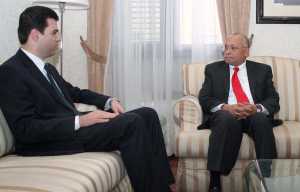 Ministri i Brendshem Lulzim Basha, gjate nje takimi Ambasadorin Amerikan ne Tirane Aleksander Arvizu