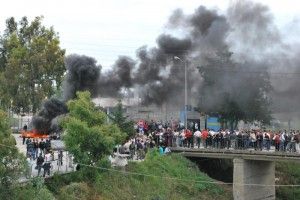 fier, protesta per votat1