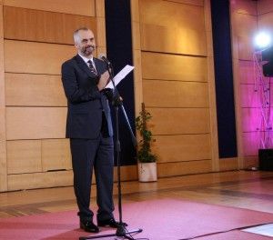 edi rama duke mbajtur fjalim ne 20 vjetorin e ps