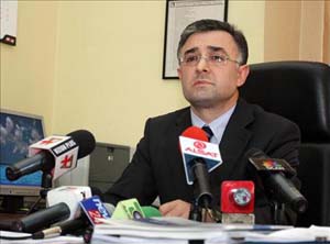 nezir haldeda