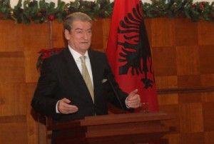 sali-berisha-ne-konference