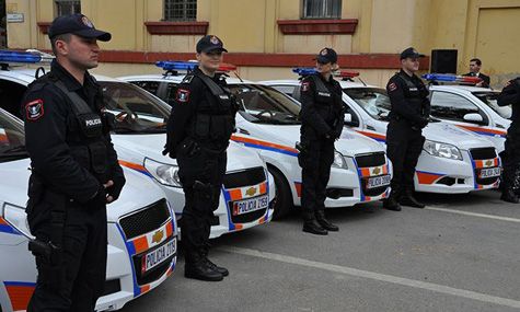 ceremonia-per-motoret-dhe-makinat-e-reja-te-policise-(5)