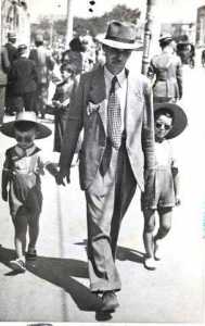 Rexhai-Kosturi-me-djemte-Valter-dhe-Uilliam-ne-1946