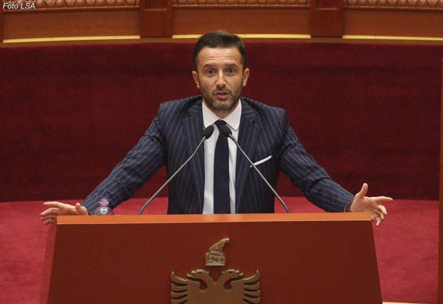 Erion Braçe, deputet i PD-së