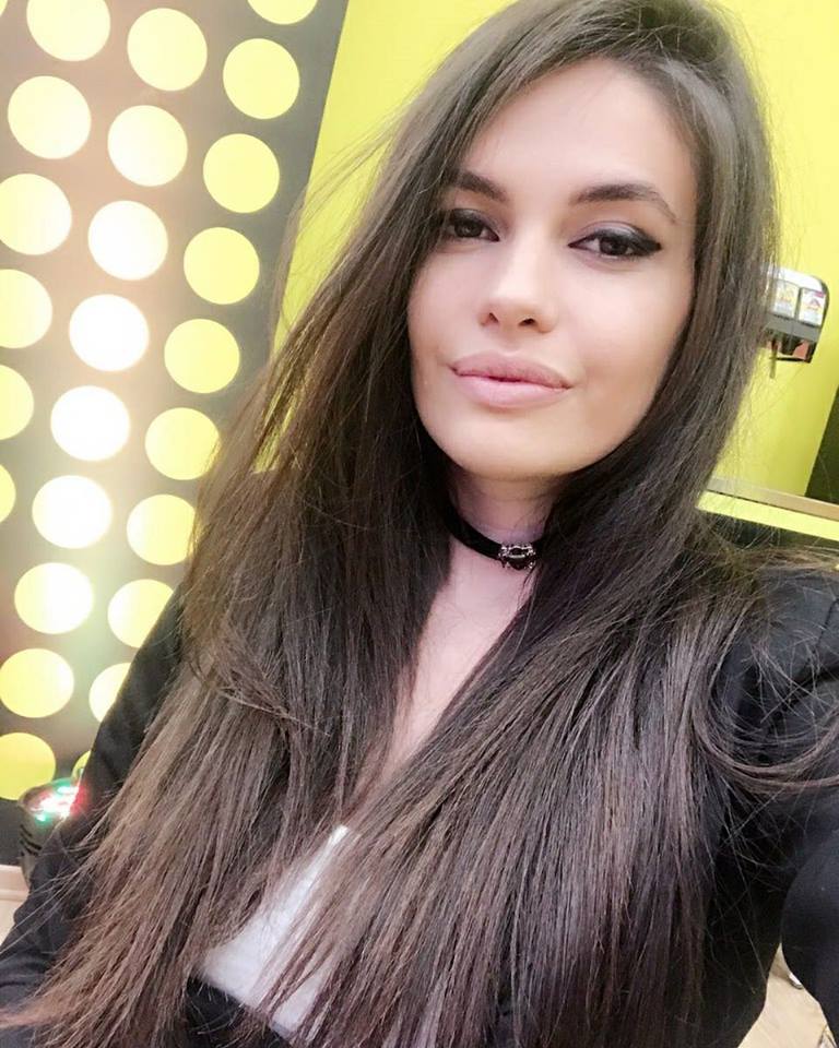 adela