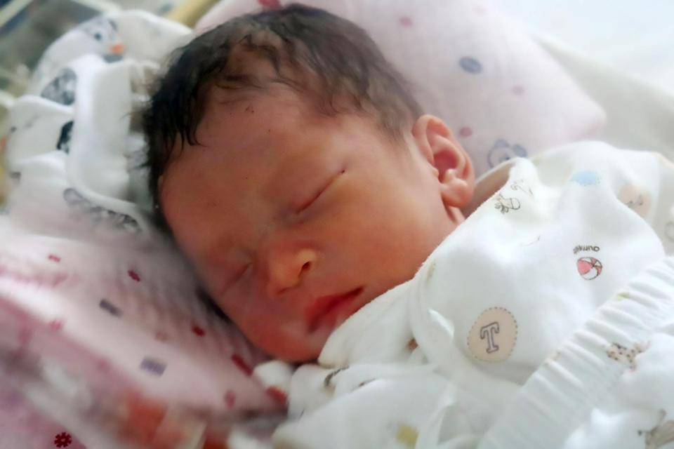 asiawire_youngbirth_12-1
