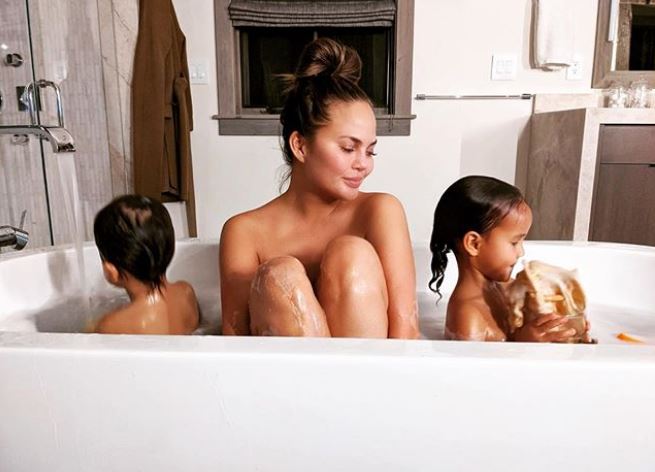 chrissy-teigen