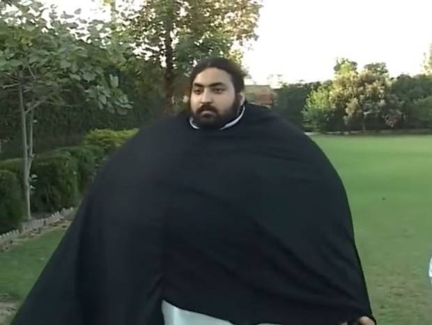 A-Pakistani-Man-Of-436-kg-Considers-himself-To-Be-The-Strongest-In-The-World-2