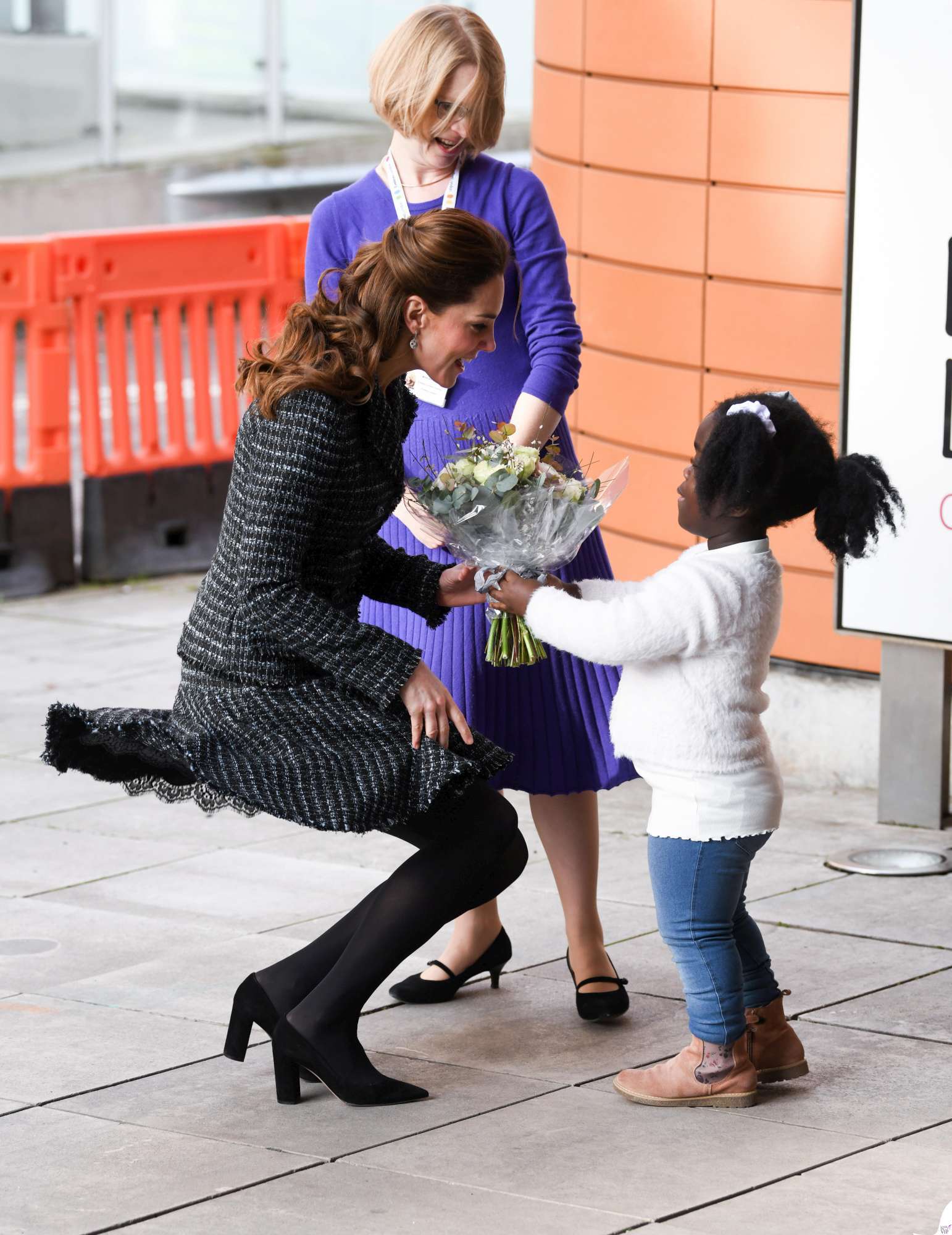 Kate-Middleton-gonna-dolce-gabbana-incidente-sexy-17