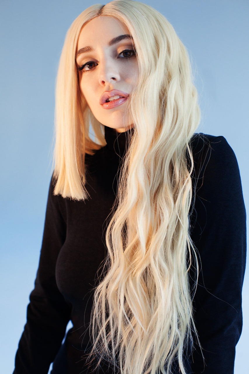Ava Max (2)
