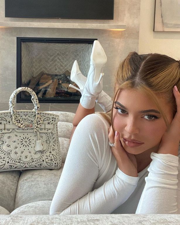 kim kardashian kylie jenner (1)