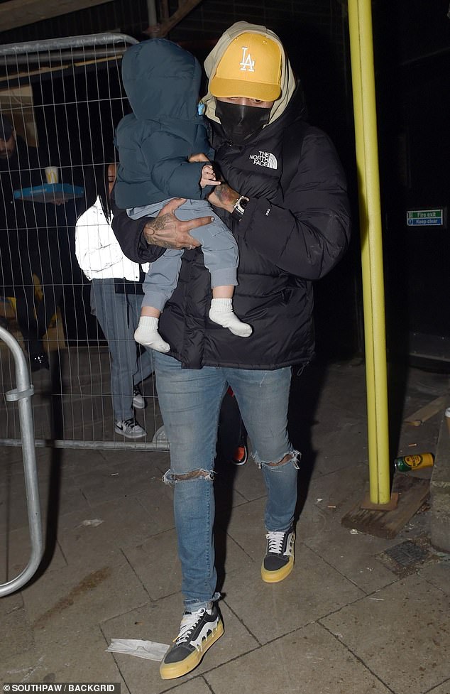 rita ora chris brown (1)