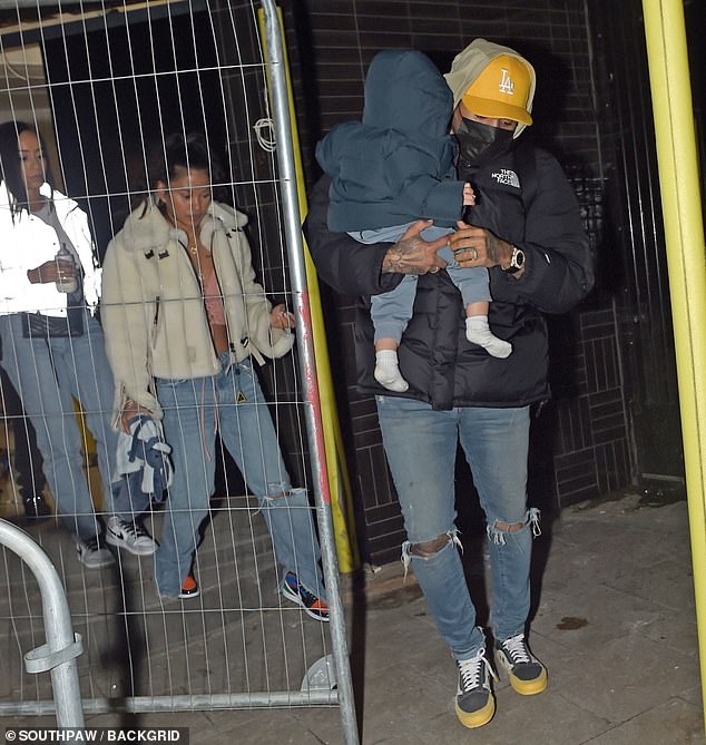 rita ora chris brown (2)