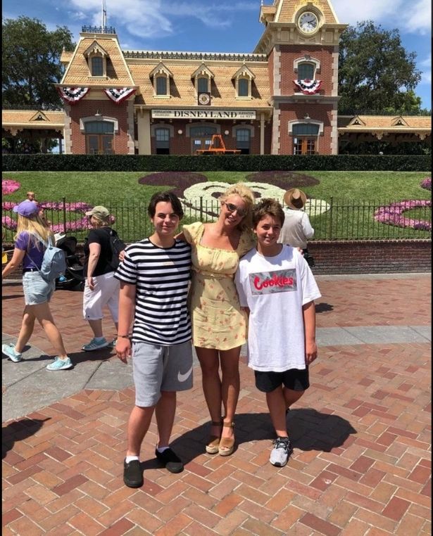 britney spears (4)