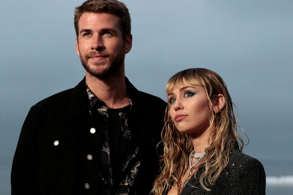 miley cyrus liam hemsworth (2)