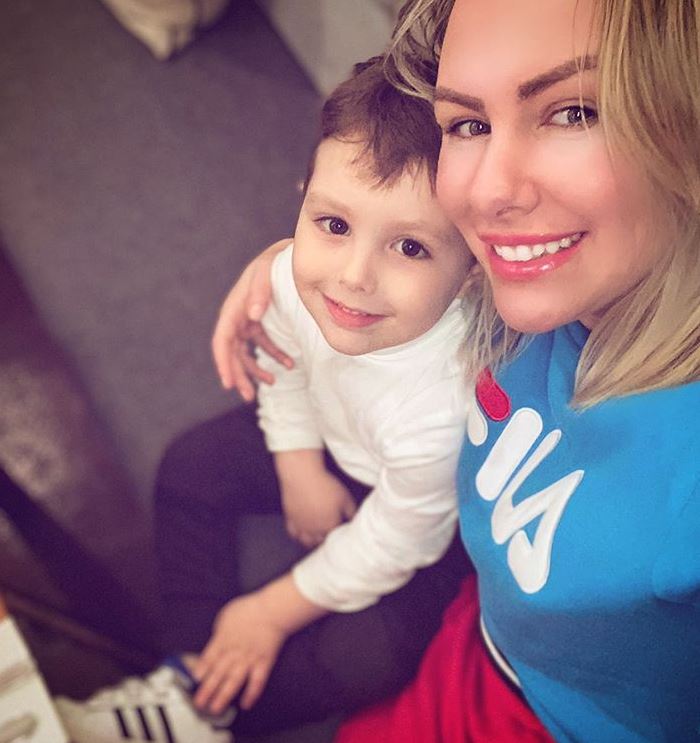 vesa luma dua lipa (1)