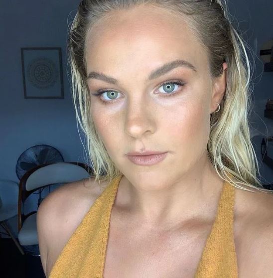 Felicity Palmateer (2)