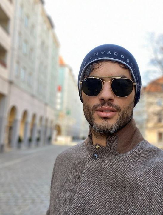 nik xhelilaj (5)