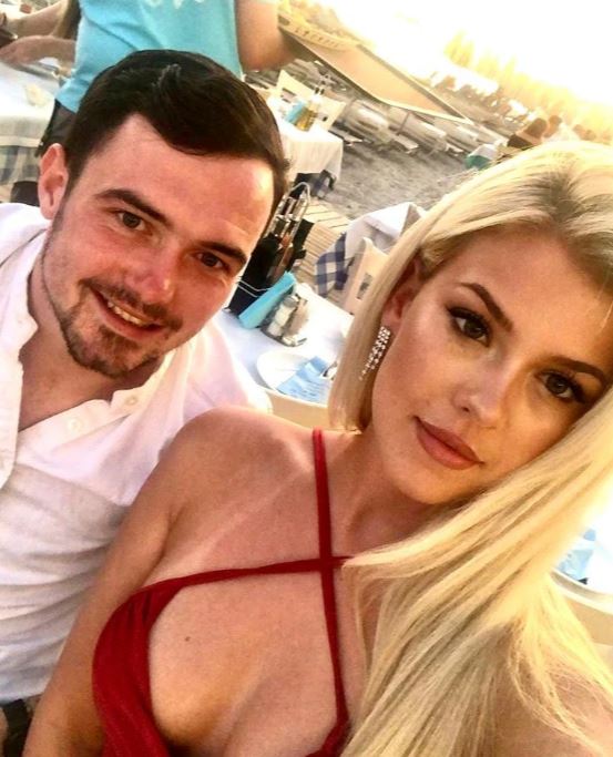 vajza dhe partneri i saj (7)