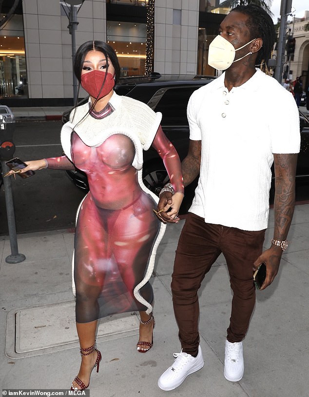 cardi b (4)