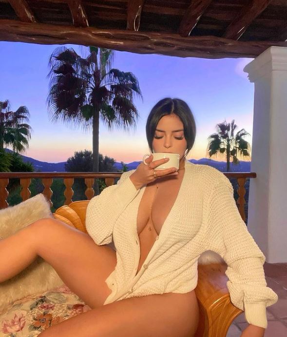 demi rose (2)