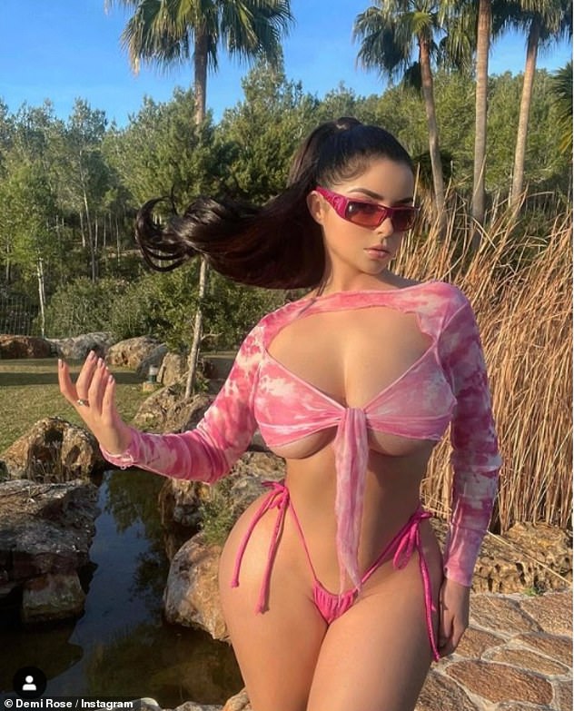 demi rose (7)