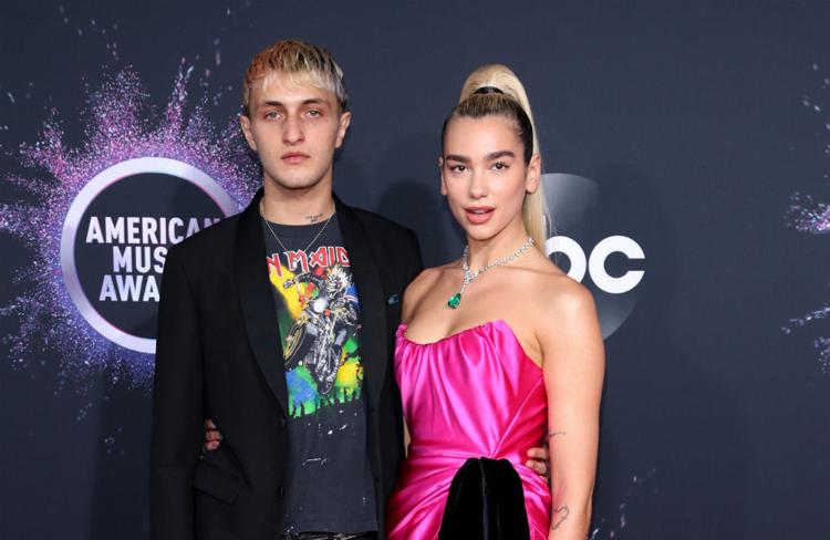 dua lipa anwar hadid (2)