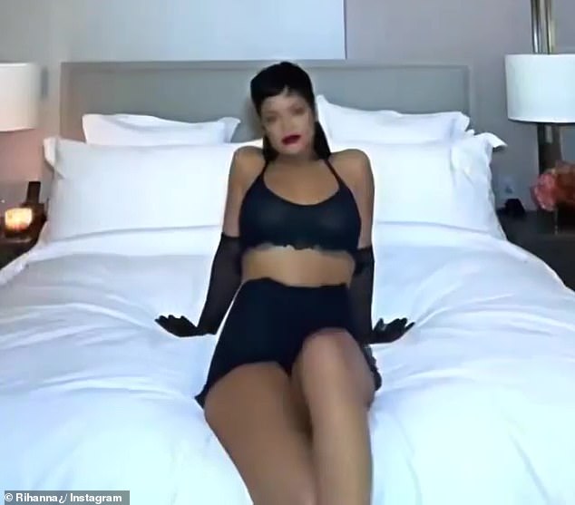rihanna (1)