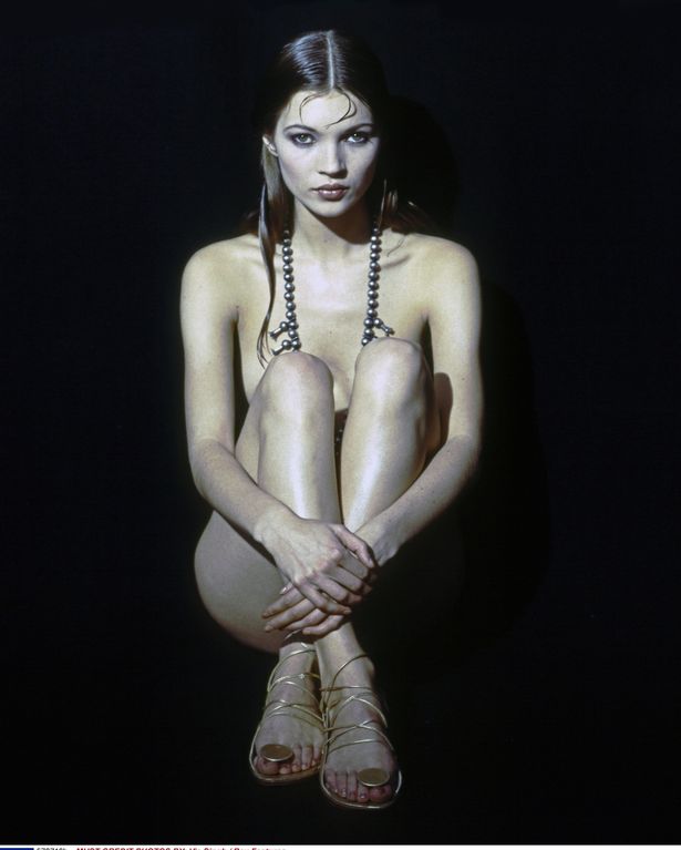 0_Kate-Moss-06-Apr-1992