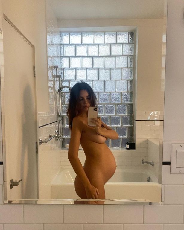 emily ratajkowski (2)