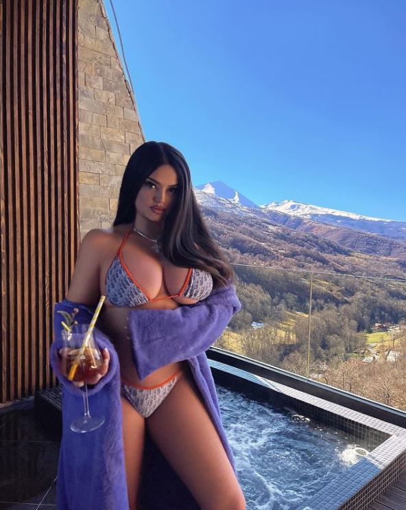 enca haxhia (7)