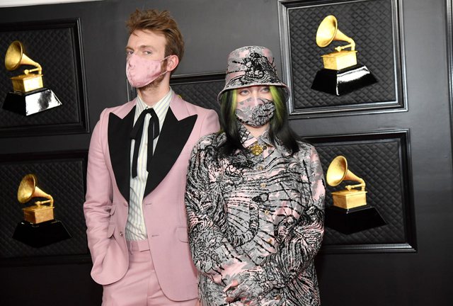 aksesori grammy 2021 (1)