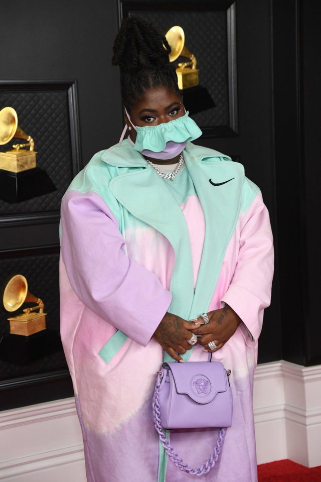 aksesori grammy 2021 (4)