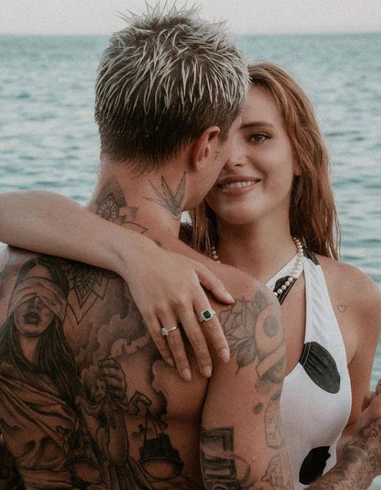 bella thorne (10)