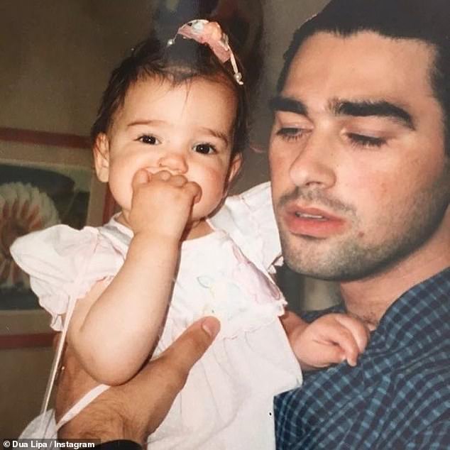 dua lipa (4)