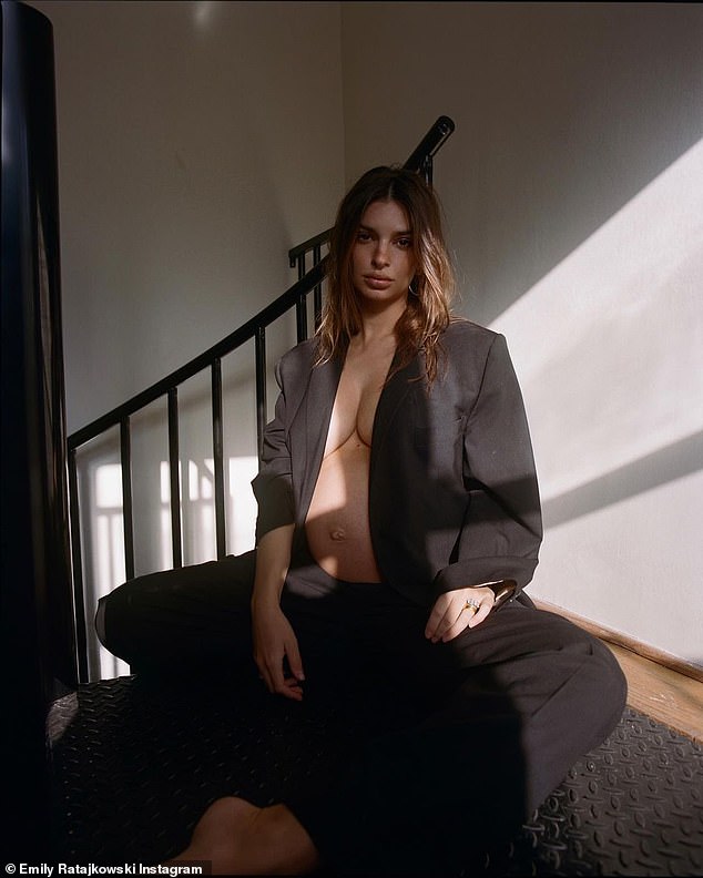 emily ratajkowski (5)