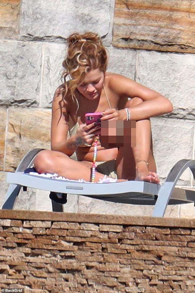 rita ora (6)