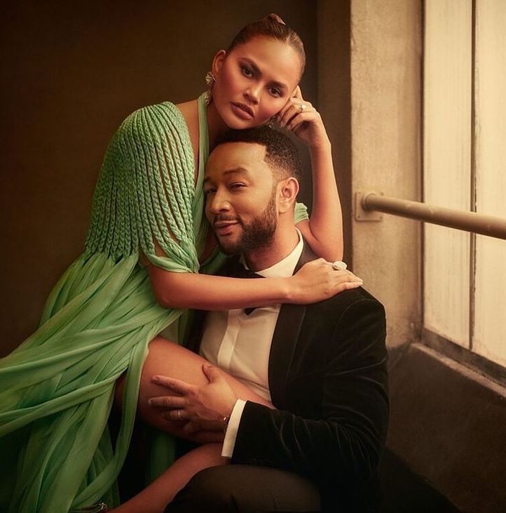 chrissy teigen (8)