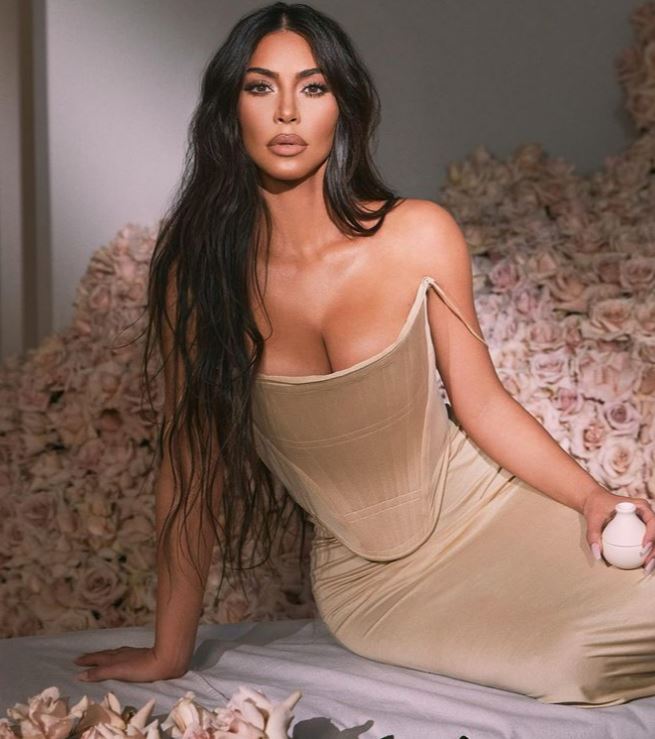 kim kardashian (7)