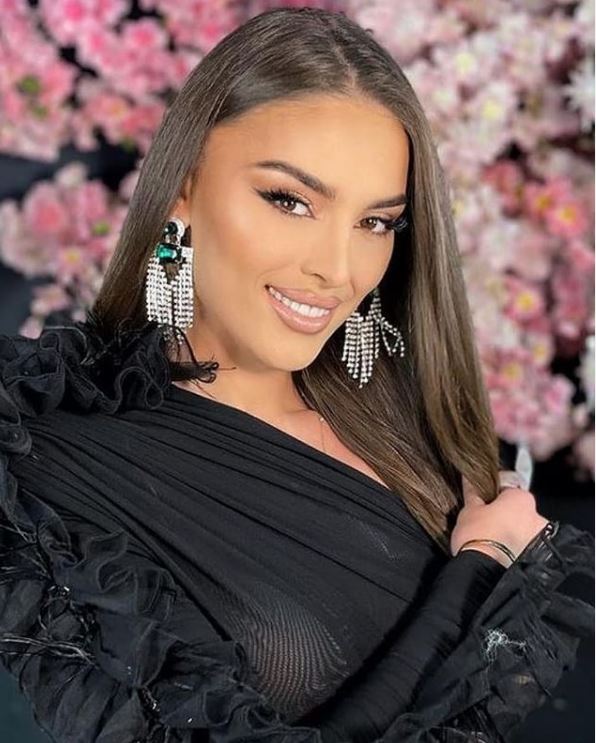 ana lleshi (5)